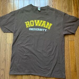 Vintage Rowan university tee